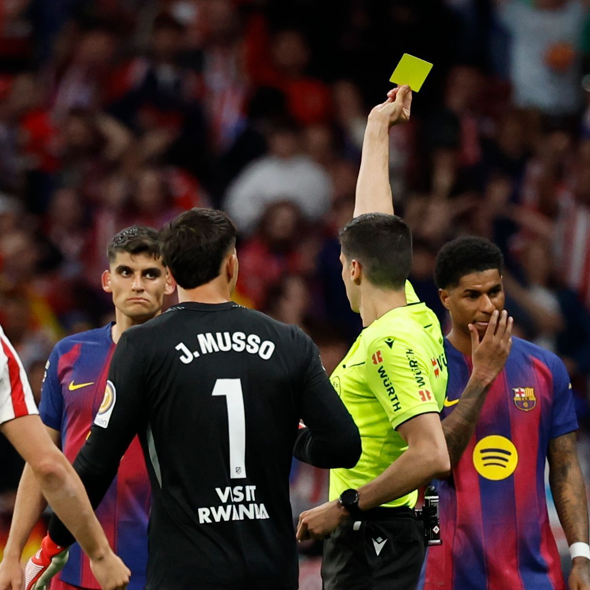 VAR mistake made in Barcelona Gerard Martin yellow - Spain officials
