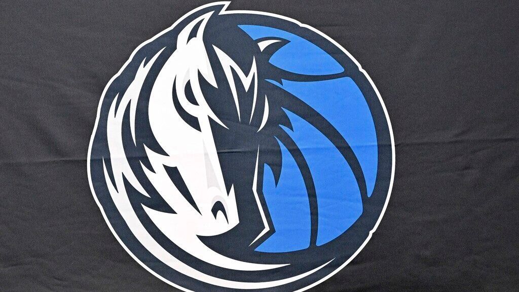 Mavericks dismiss director of health, sources say