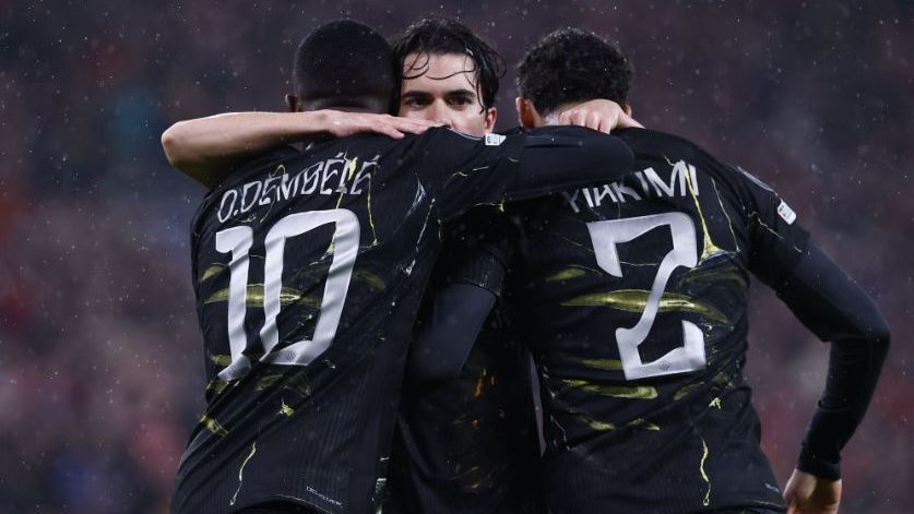 Dembélé faz dois, PSG volta a vencer o Liverpool e avança à semifinal da Champions League