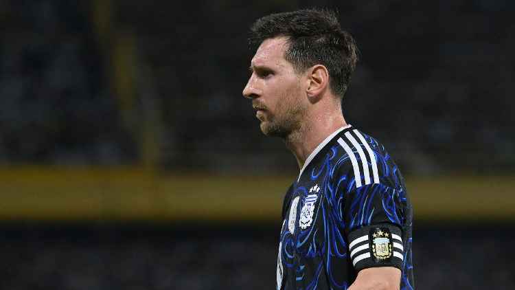 Messi demanda a la federación argentina por la falta de un partido de exhibición.