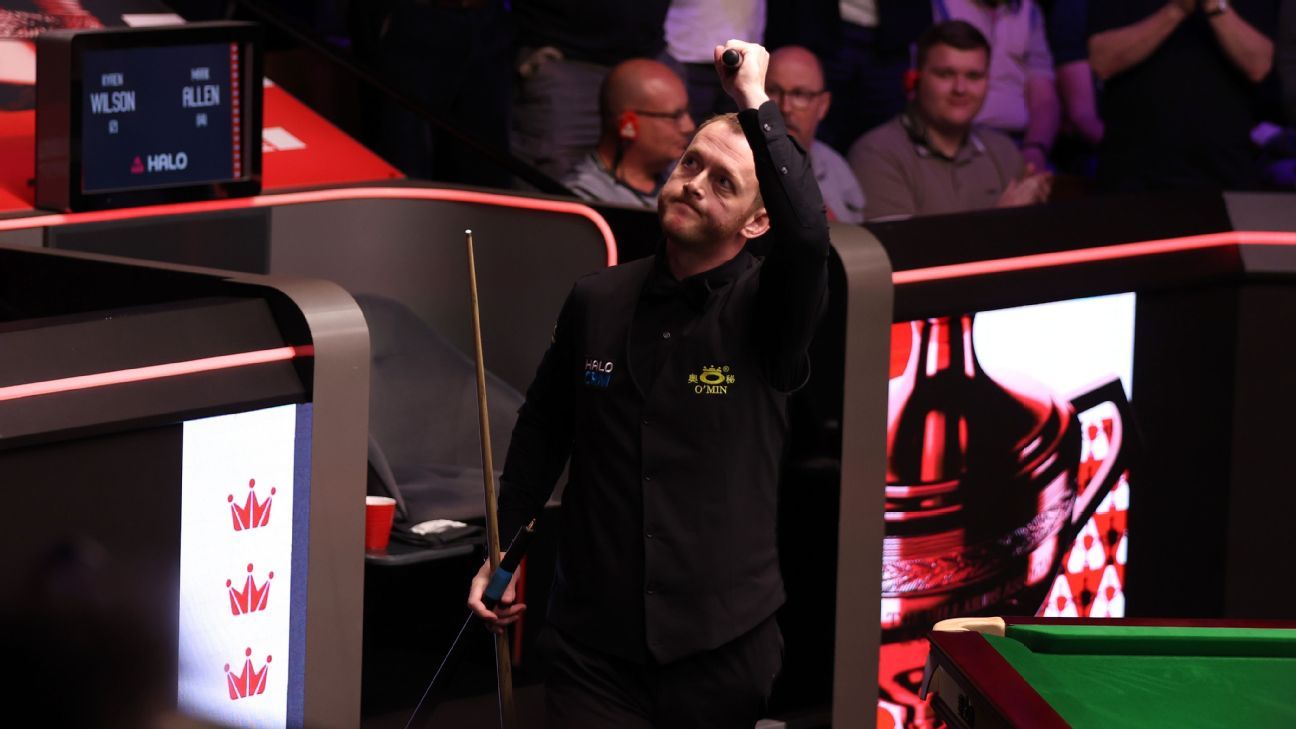 World Snooker Championship: Mark Allen fights back to beat Kyren Wilson