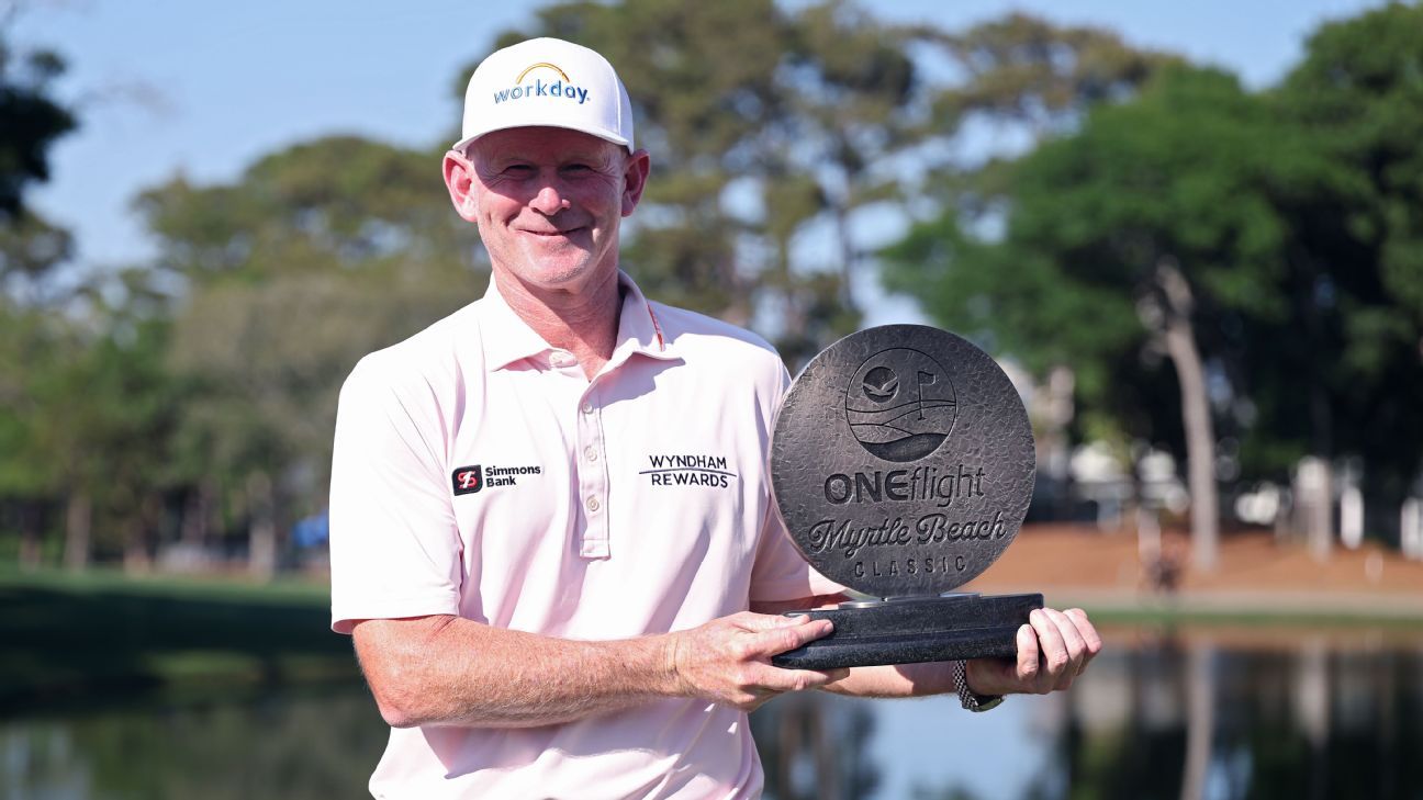 Snedeker takes Myrtle Beach, first win since '18