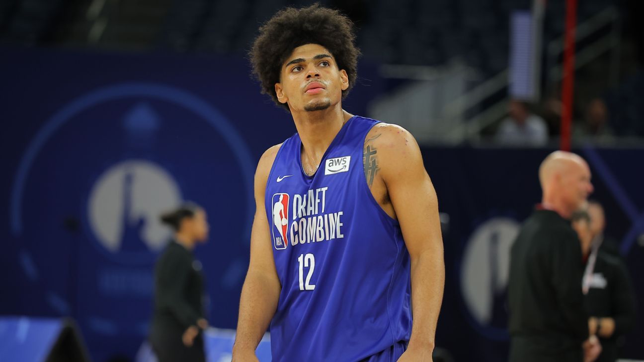 Projected First-Rounder Koa Peat Will Remain in NBA Draft