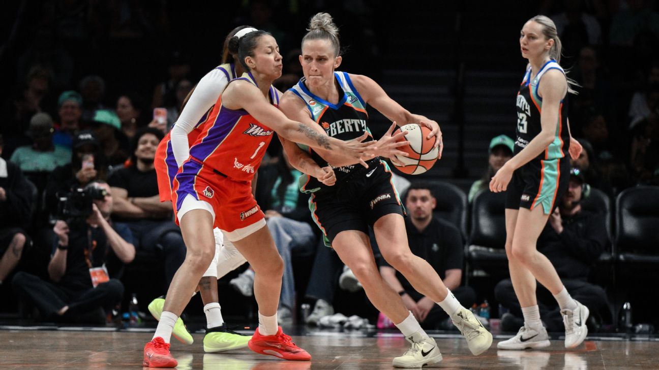 Liberty encerra sequência de derrotas com estreia de Fiebich