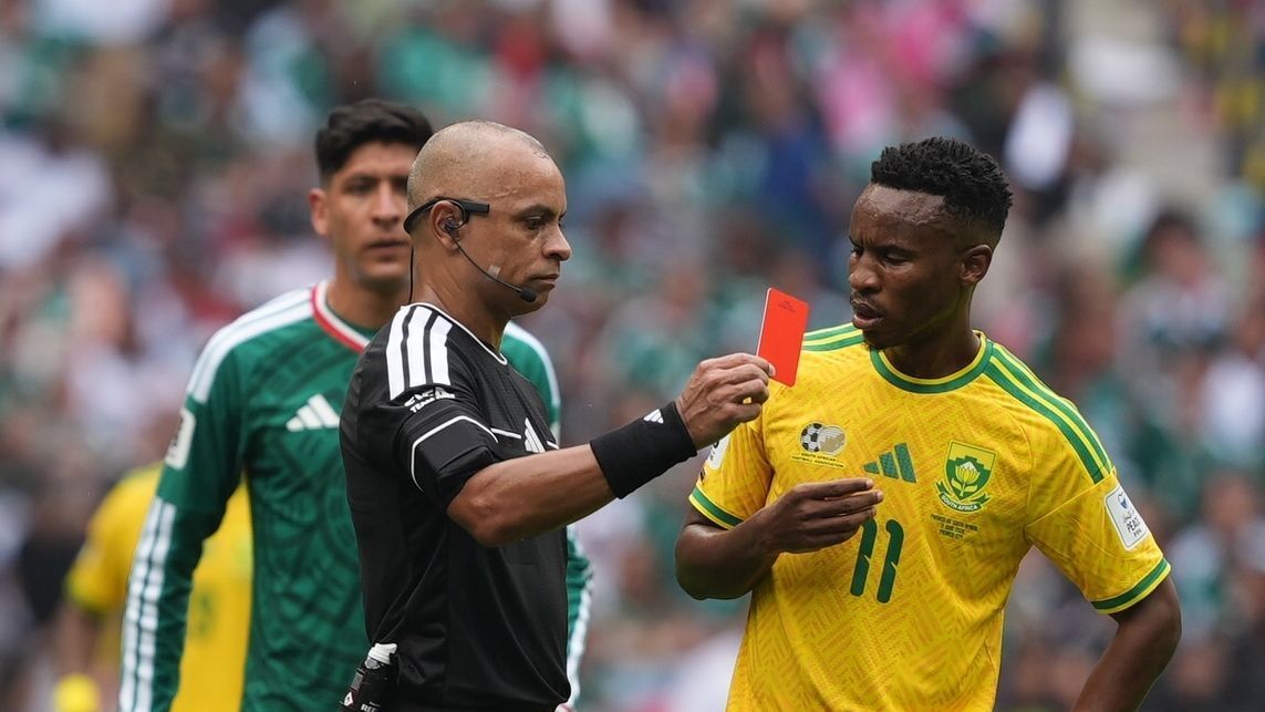 Three red cards! Record broken in WC opener