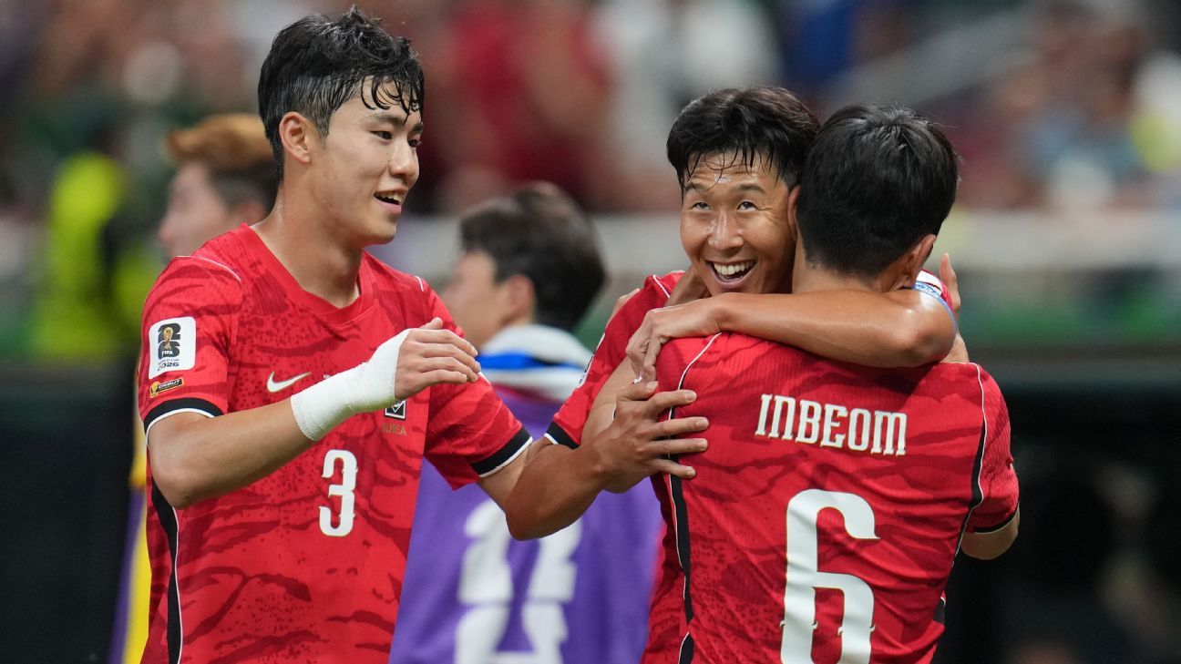 Hwang's magic sparks South Korea comeback win
