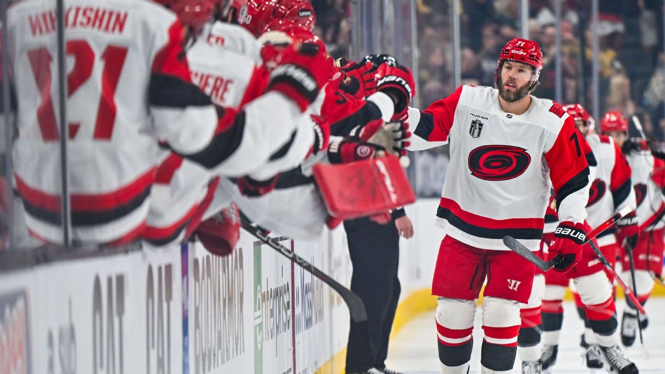 Hurricanes win Game 6, raise Cup for second time