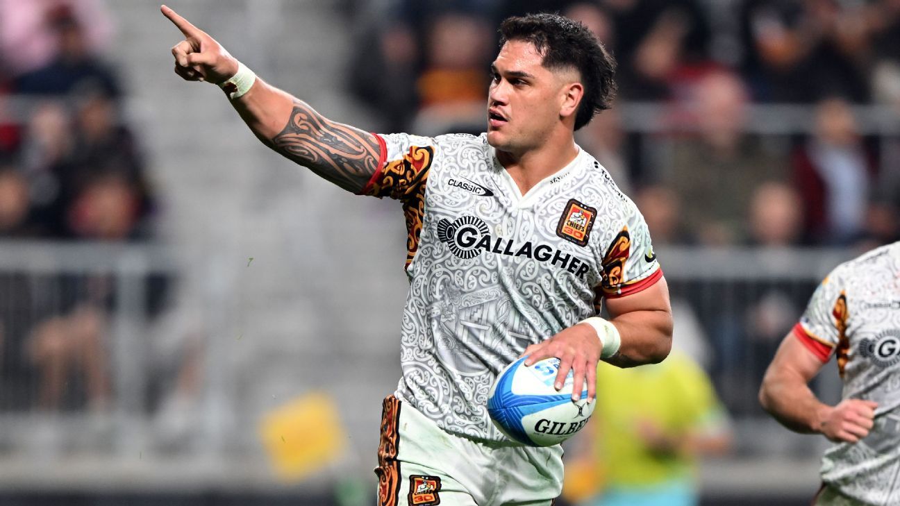 The Super Rugby Pacific Team of the Year was warped -- here's how it should look