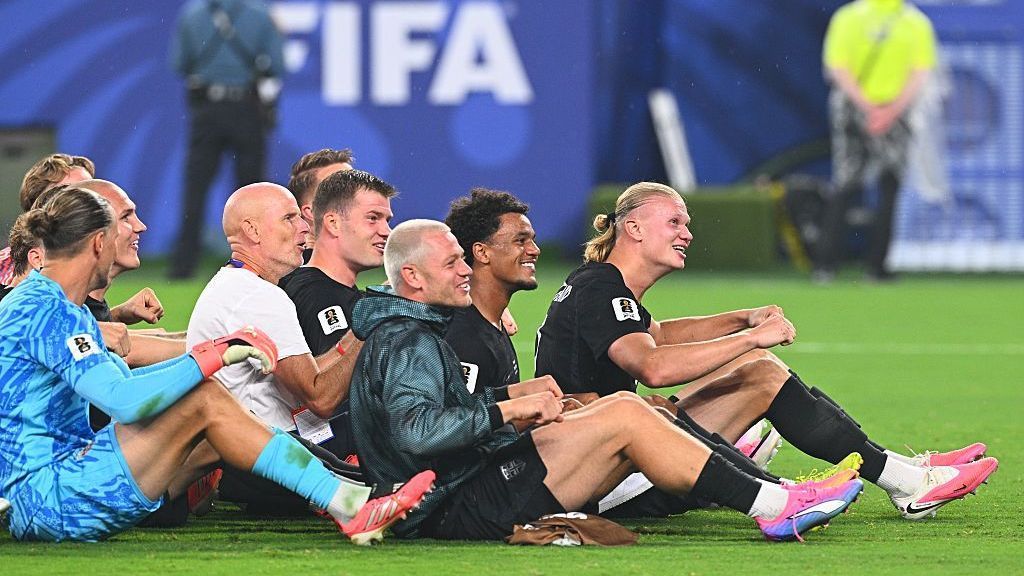 Haaland, Norway join 'viral' Viking Row after win