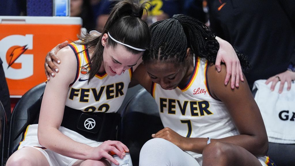Clark returns, Boston out (right leg) vs Sparks