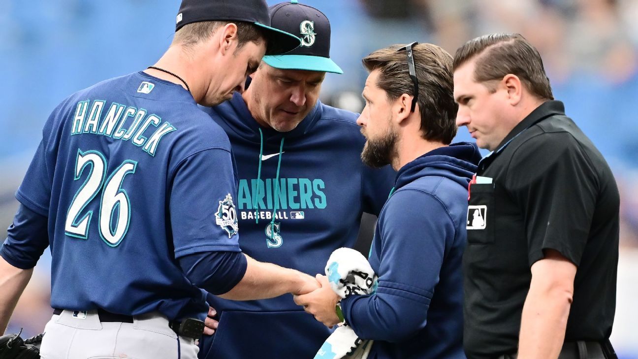 Hancock exits M's win in 2nd with bruised finger