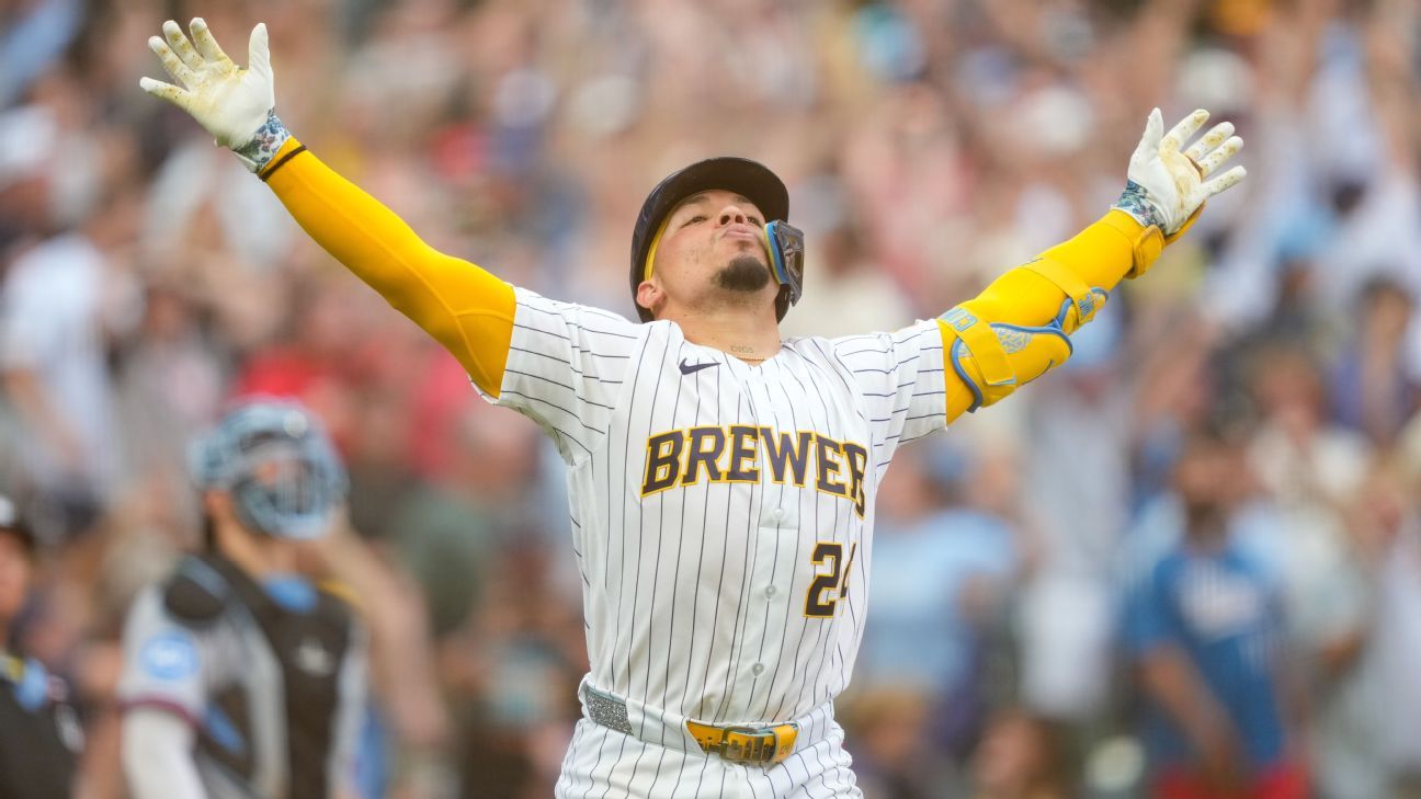 Does William Contreras' gravity-defying flip beat ...
