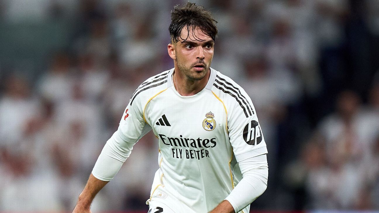 Transfer rumors, news: Liverpool offered Real Madrid CB amid defensive woes