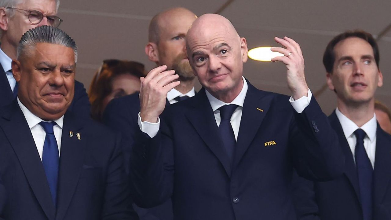 Argentina and Mexico's FAs back Infantino