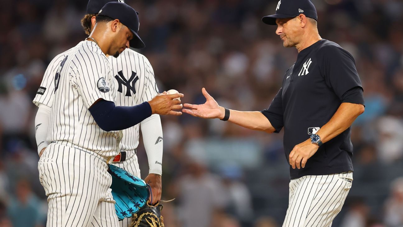 Yanks' Cruz has partial UCL tear; surgery on table