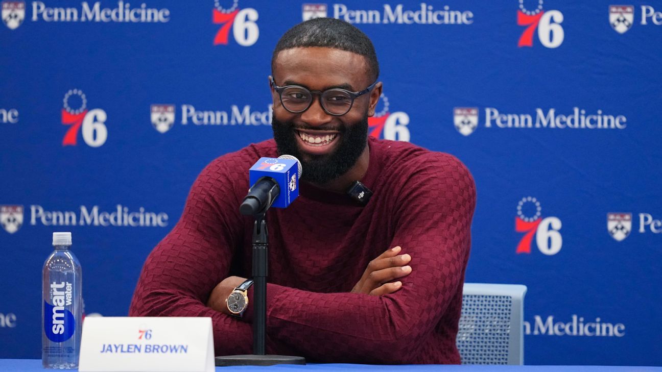 Fans flock to Jaylen Brown farewell block party in Boston as he receives key to city