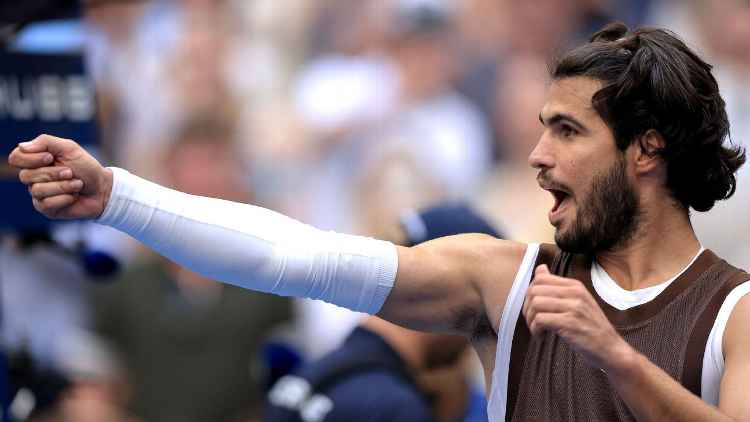 Feeling good, Alcaraz plans more in-season breaks