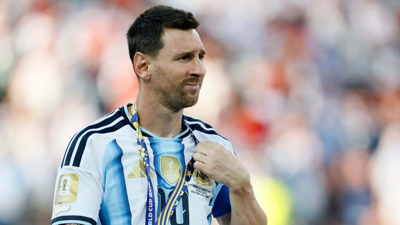 Scaloni: Time is right for Messi's Argentina farewell