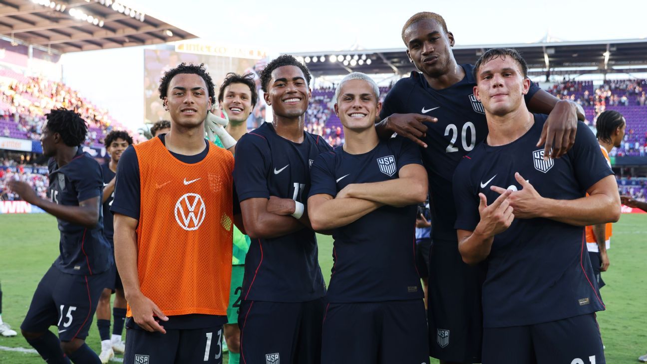 USMNT earns 4-1 victory over Peru as eight teens debut