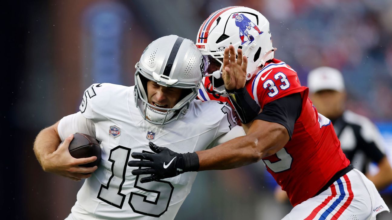 Raiders' Fernando Mendoza makes NFL debut late in loss to Pats