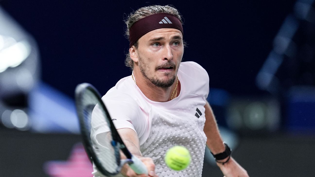 Alexander Zverev Advances to Shanghai Semifinals With Straight-Set Win