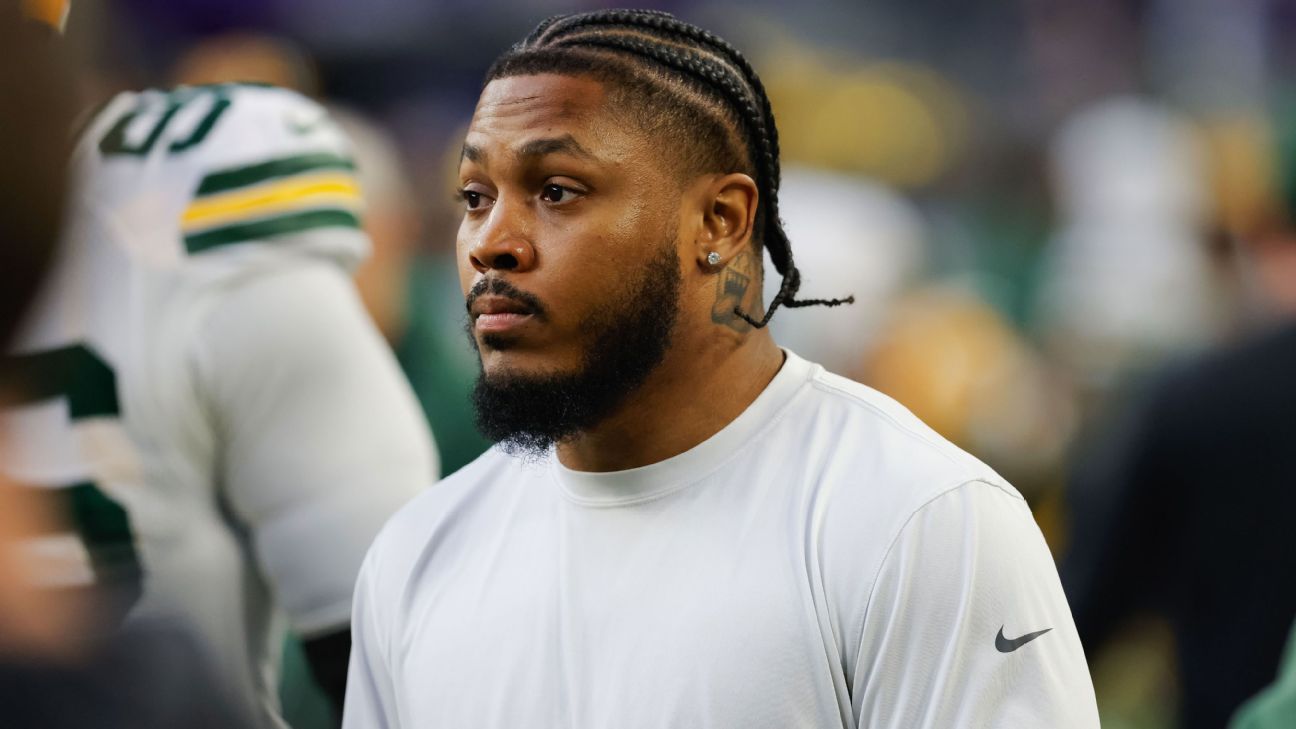 SportsDaily — Buzz: Josh Jacobs returns to the fantasy RB2 conve