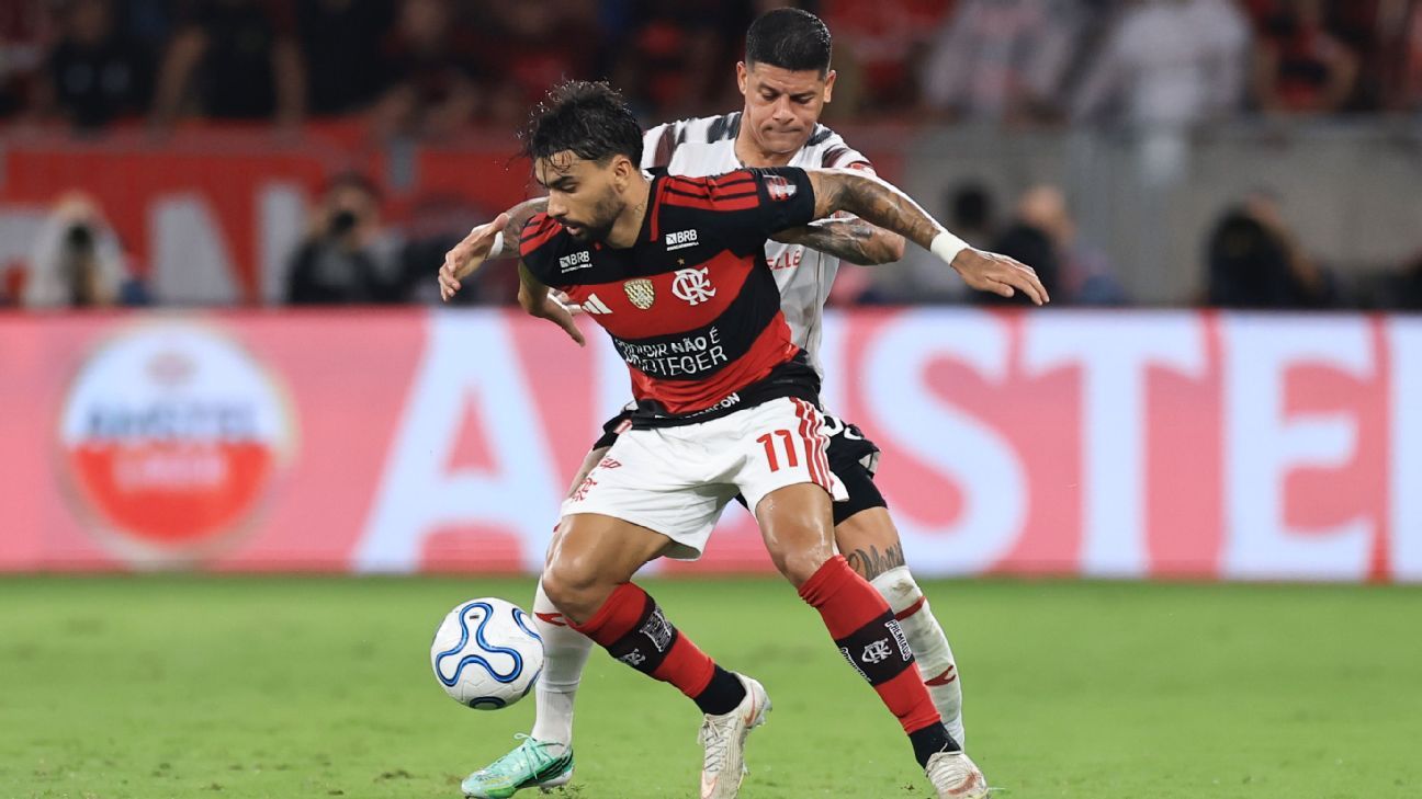 Dirigente do Estudiantes provoca Jardim por 'caso Rojo' que pode colocar Flamengo na final da Libertadores: 'Se quiser vir, a gente convida'