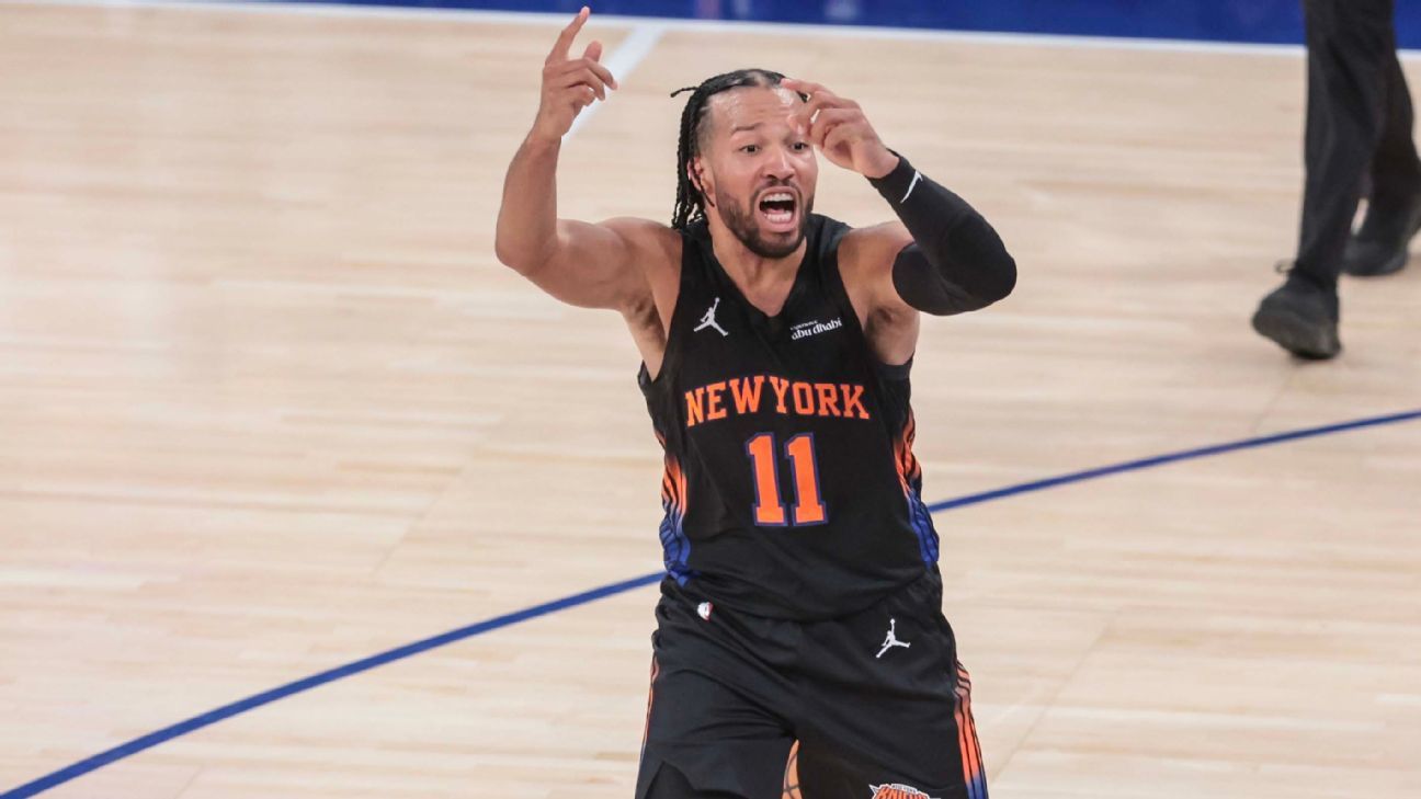 'Everything falls on my shoulders,' Brunson says of Knicks' sputtering offense amid 0-3 start