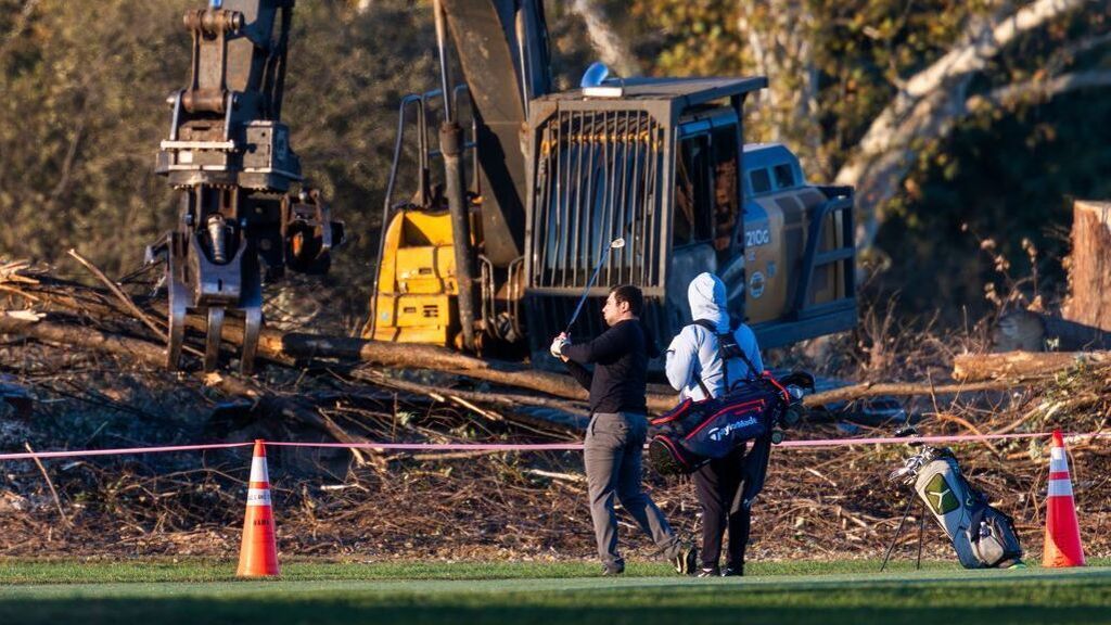 Judge extends block on tree removal at Trump’s DC golf course