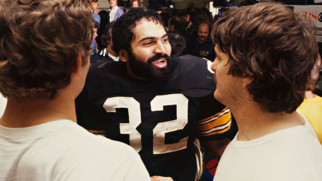 Sports world reacts to death of Steelers great Franco Harris