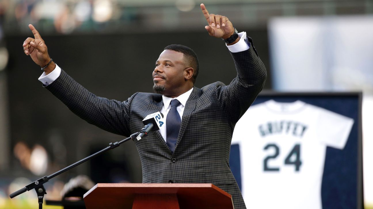 Griffey Jr. gets ownership stake in Mariners group