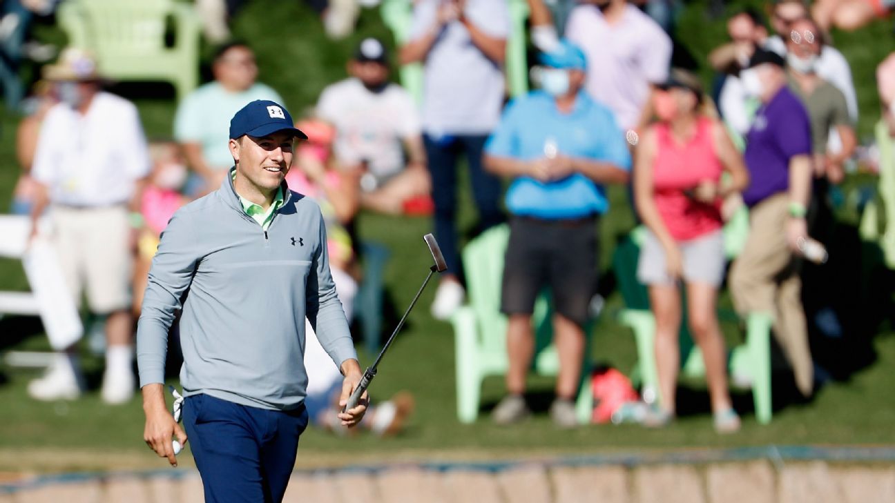 Jordan Spieth is the best of his career with 10 under 61 for the lead at the Phoenix Open