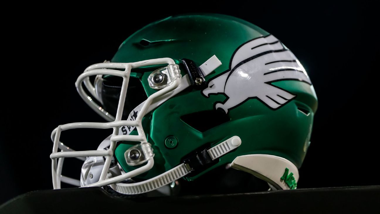 North Texas football catcher Willie Simmons III killed three in Austin shooting
