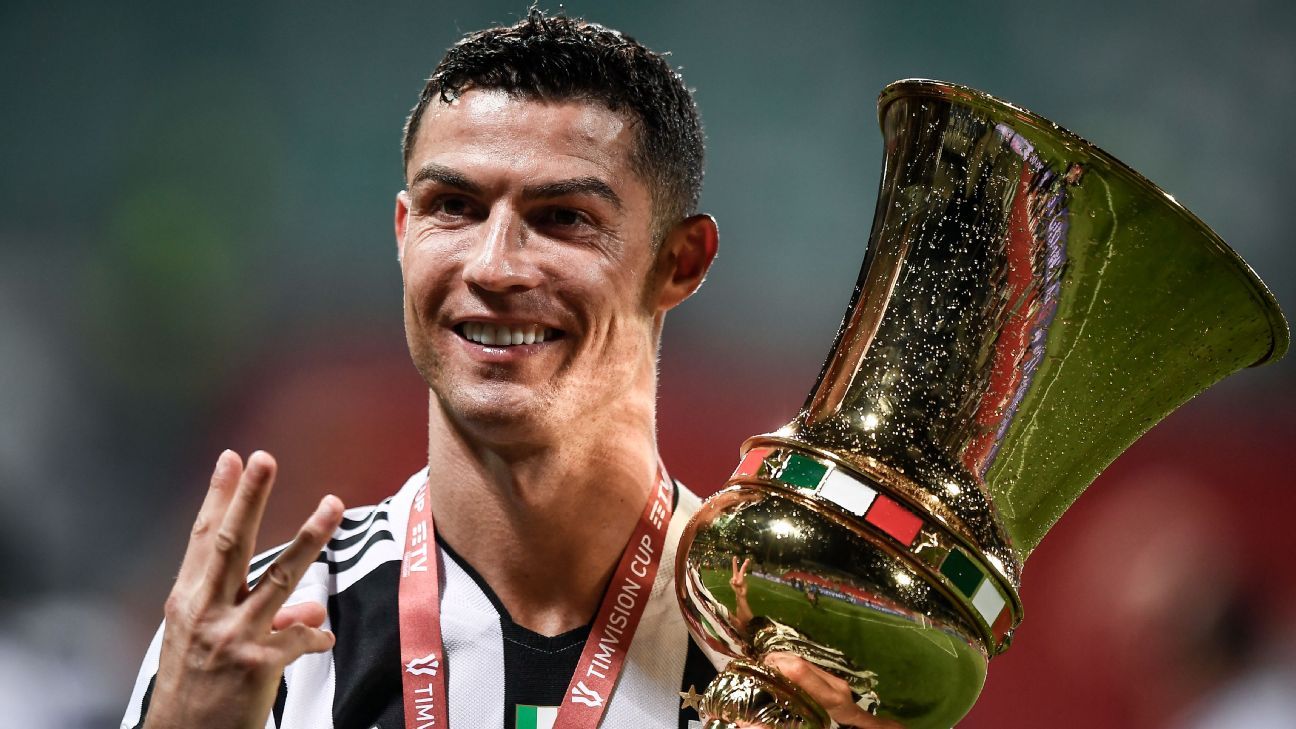 Cristiano Ronaldo, first leading scorer in Serie A, Premier League and La Liga