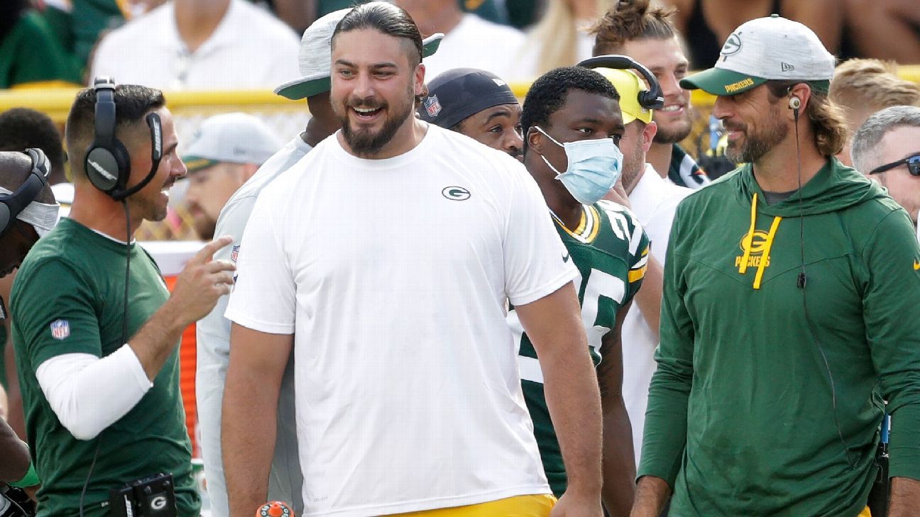 Rodgers clear for Sunday at Bears; Bakhtiari out