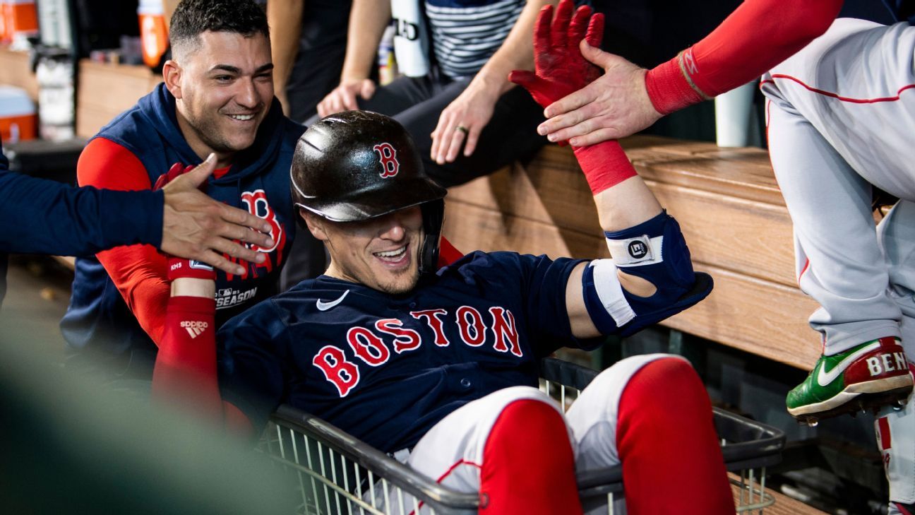 Vòng loại MLB 2021 – Trong giai đoạn tháng 10 lịch sử của tiền vệ Enrique Hernandez của Boston Red Sox