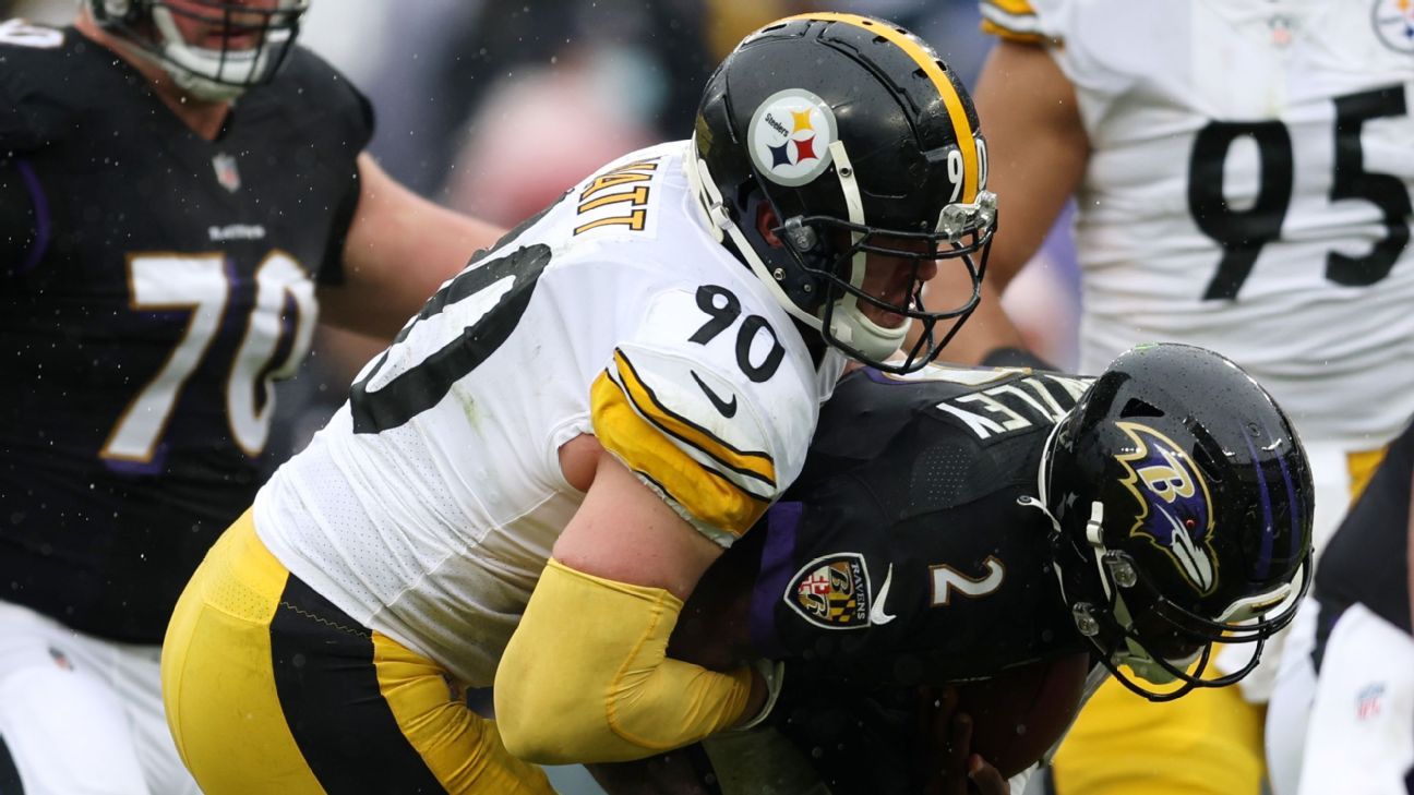 Watt ties NFL sack mark as Steelers stay alive