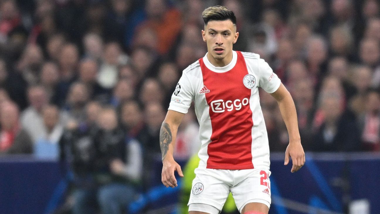 Arsenal membuat tawaran yang lebih baik sebesar 40 juta euro untuk bek Ajax Lisandro Martinez