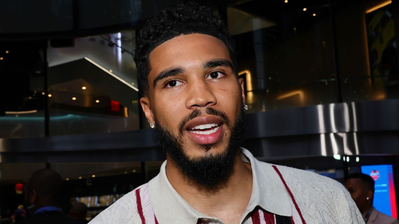 <div>Tatum on KD talks: Not up to me, 'love our team'</div>