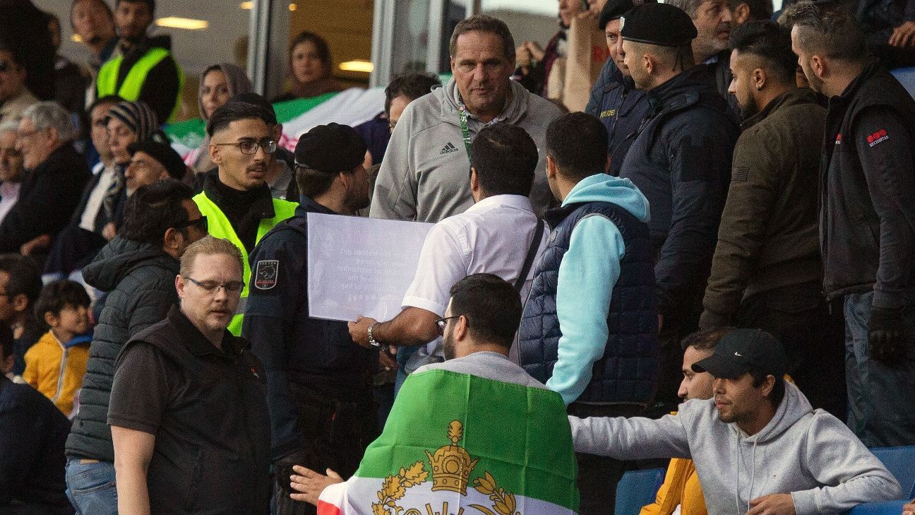 Iran protesters ejected from friendly in Austria