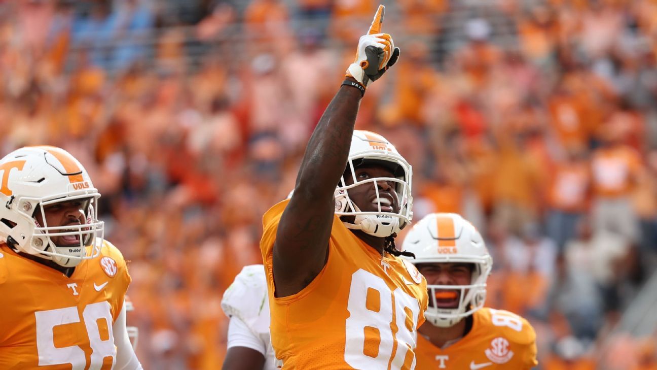 Vols jump to No. 3 in AP poll; Bama falls to 6th