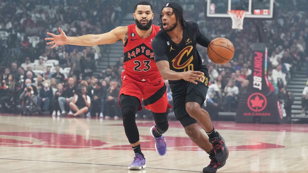 <div>Garland exits Cavaliers' opener with eye injury</div>