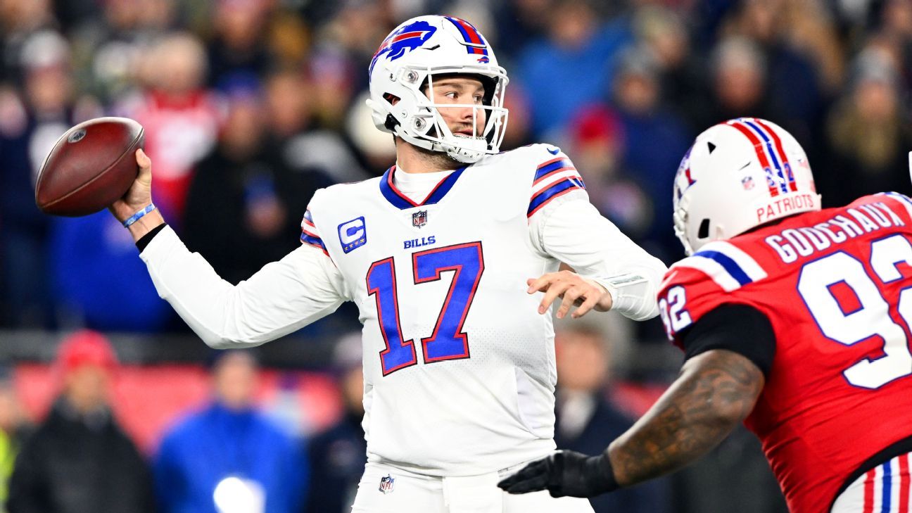 Allen leads Bills to first AFC East win of season over Patriots
