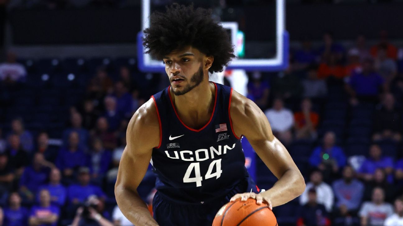Jackson Jr. to stay in draft after UConn title run