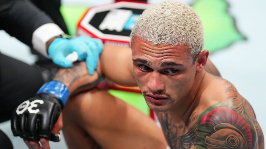 Con el brasileño amenazado, UFC tendrá pelea titular en México