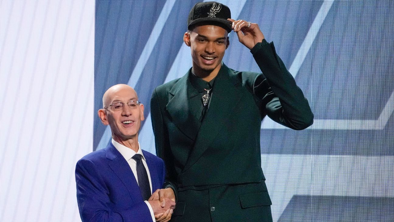 Los Spurs eligieron a Victor Wembayama con la primera selección del draft de la NBA