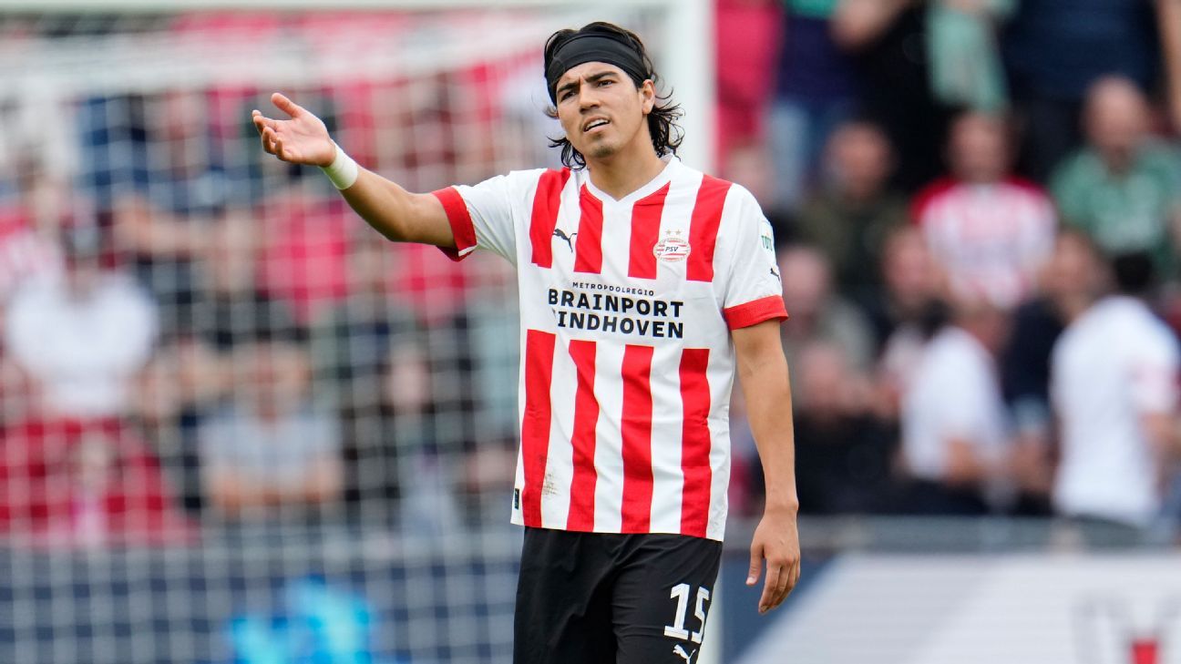 Chivas reached an agreement with PSV for Eric Gutierrez