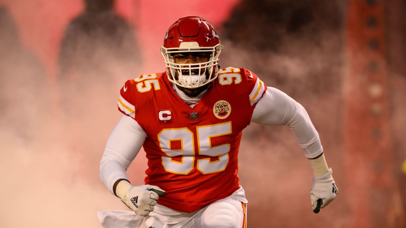 Sources: Chiefs unlikely to be able to tag Jones