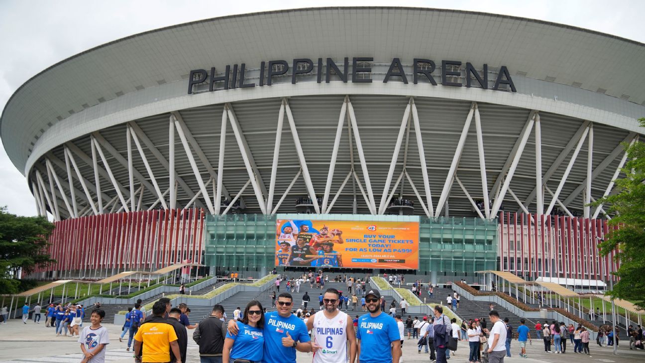 Philippines open World Cup before record crowd
