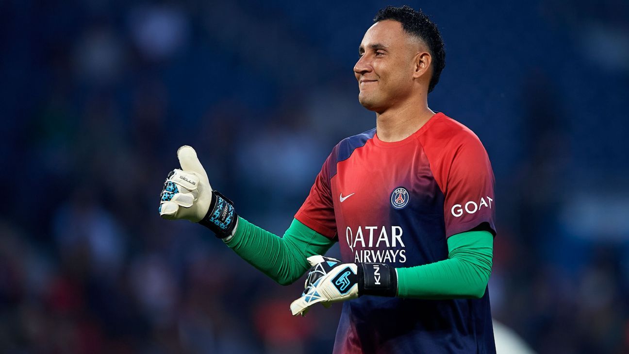 Keylor Navas, registered with Paris Saint-Germain to play in the Champions League